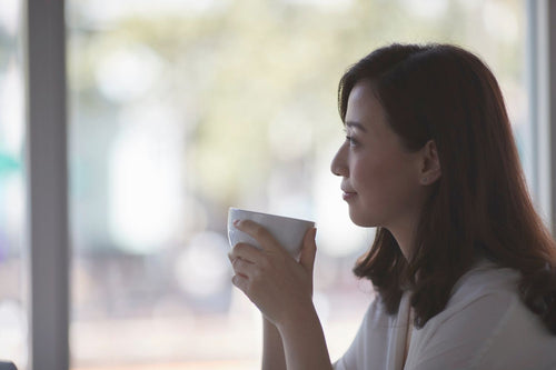 静かに満たされる毎日 アテンションデトックスと緑茶習慣