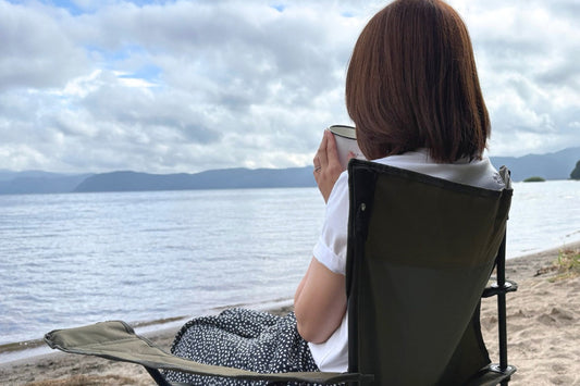 波の音を聞きながら、お茶を淹れる。はじめての『チェアリング』で感じたこと